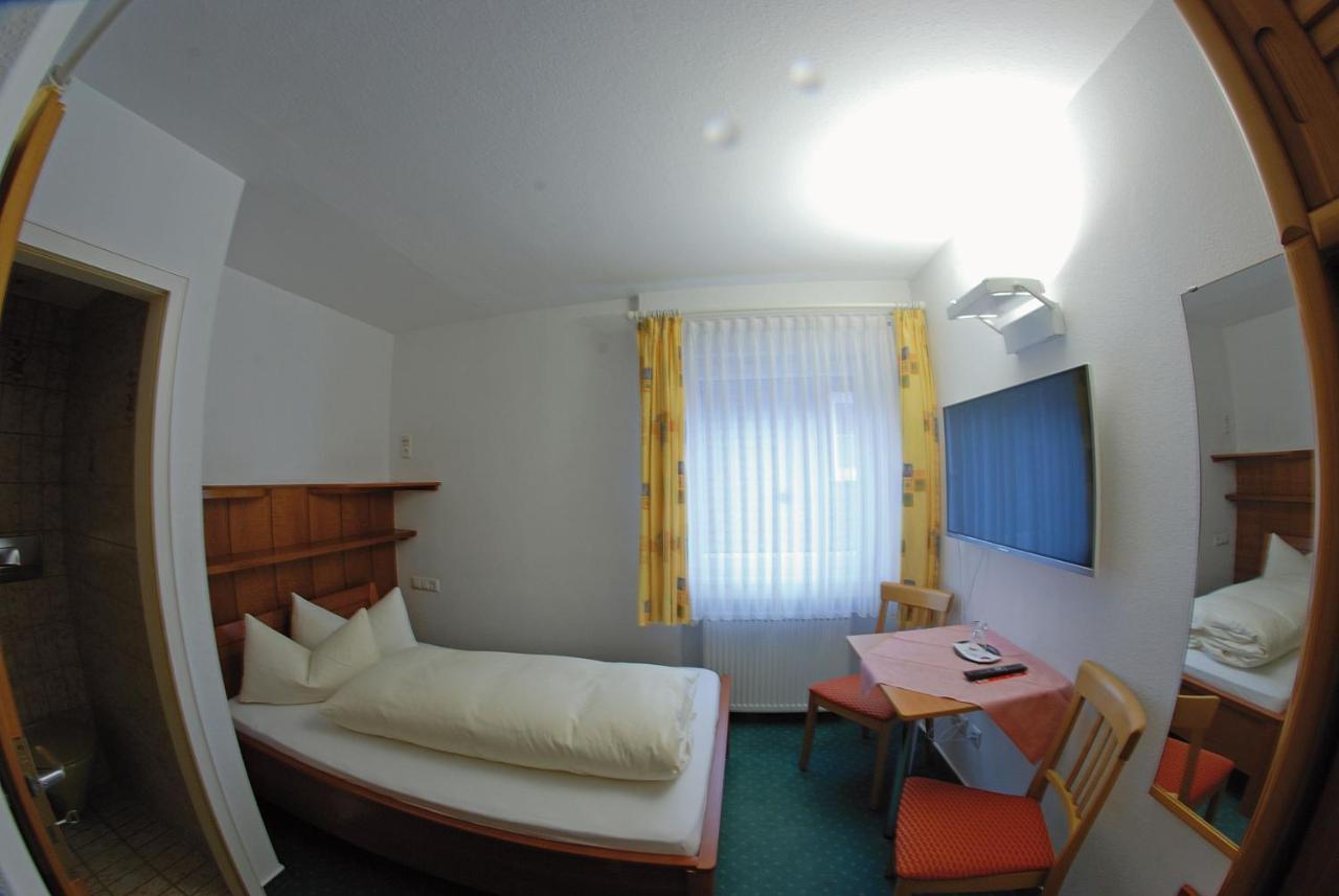 Seehotel Zur Muenz Meersburg Dış mekan fotoğraf