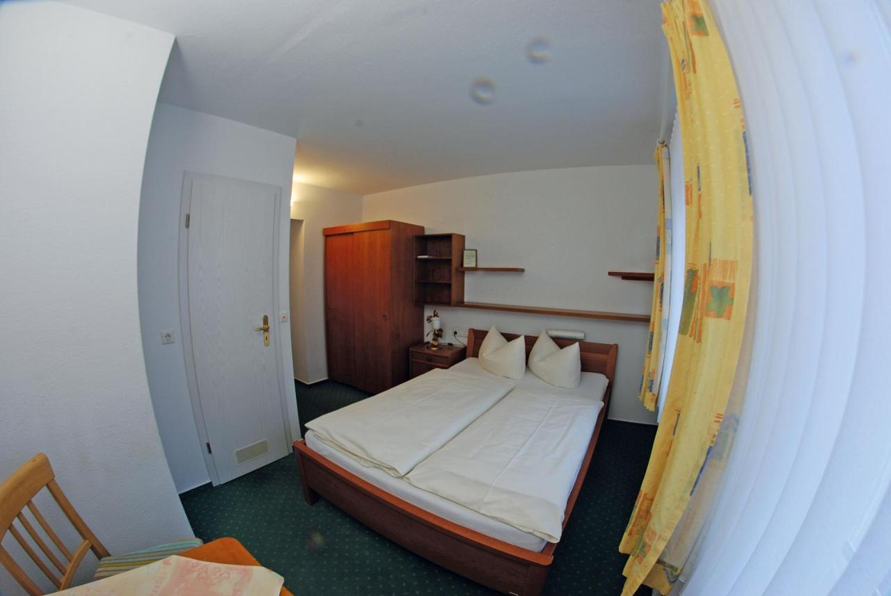 Seehotel Zur Muenz Meersburg Dış mekan fotoğraf