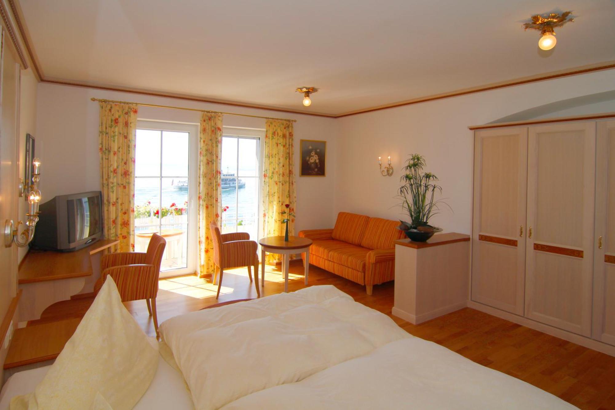Seehotel Zur Muenz Meersburg Dış mekan fotoğraf